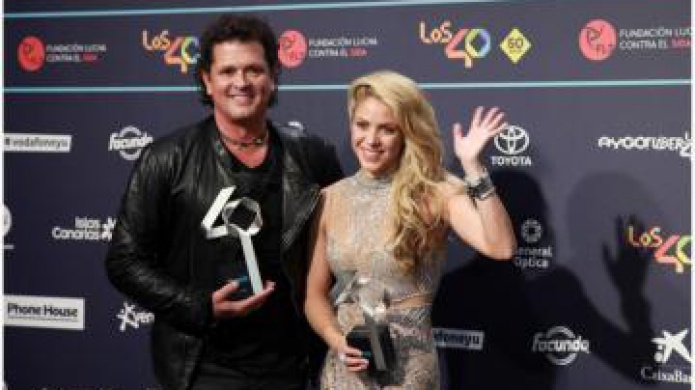 Ãxito "La bicicleta", de los colombianos Carlos Vives y Shakira, recibe cinco nominaciones a Premios Billboard; el intÃ©rprete obtiene otra por separado