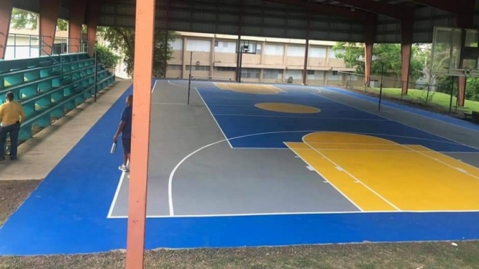  DRD "pone al día" canchas de escuelas públicas en Ceiba y Vieques 